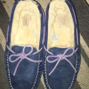 Blue ugg moccasins